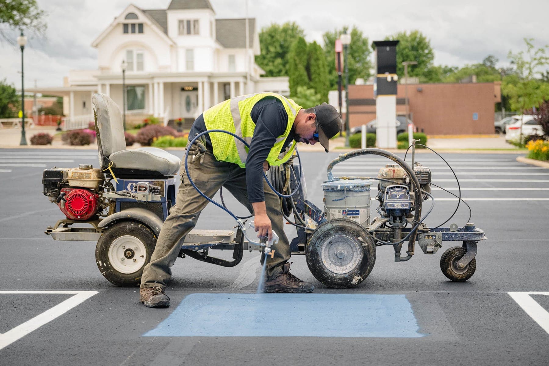 Line Striping photo 4